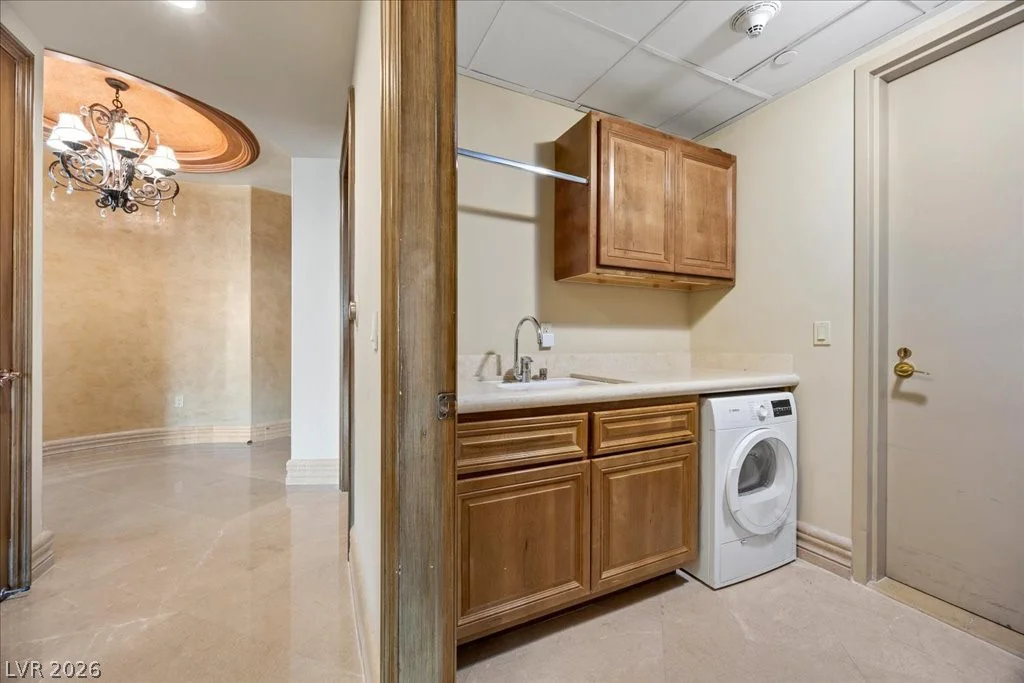 9103 Alta, Las Vegas, NV 89145
