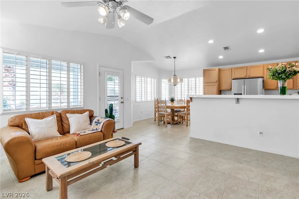 10248 Amber Hue, Las Vegas, NV 89144