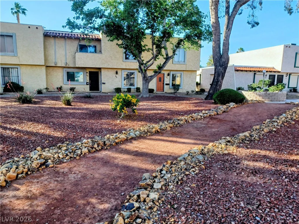 442 Las Casitas, Las Vegas, NV 89121