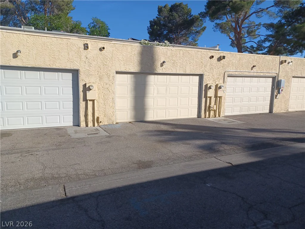 442 Las Casitas, Las Vegas, NV 89121