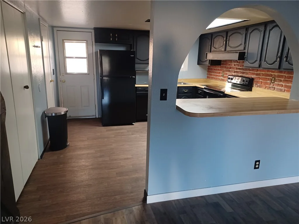 442 Las Casitas, Las Vegas, NV 89121
