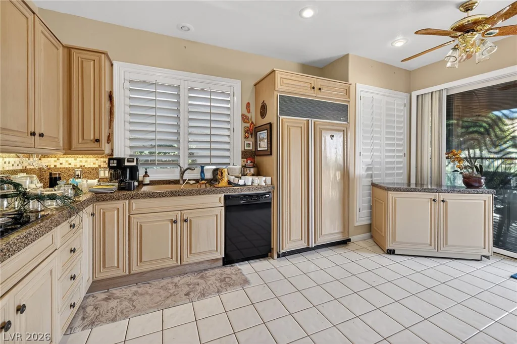 8500 Carmel Ridge, Las Vegas, NV 89113