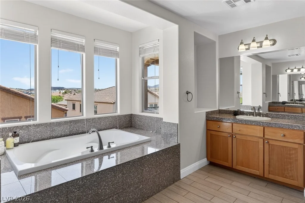 1044 Via Saint Lucia, Henderson, NV 89011
