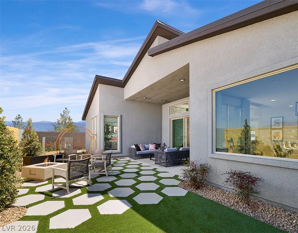 10302 Grey Poplar, Las Vegas, NV 89166