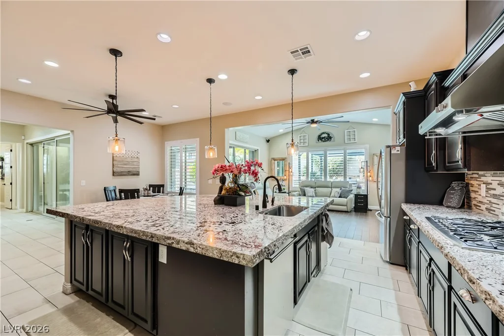 5879 Sky Heights, Las Vegas, NV 89135