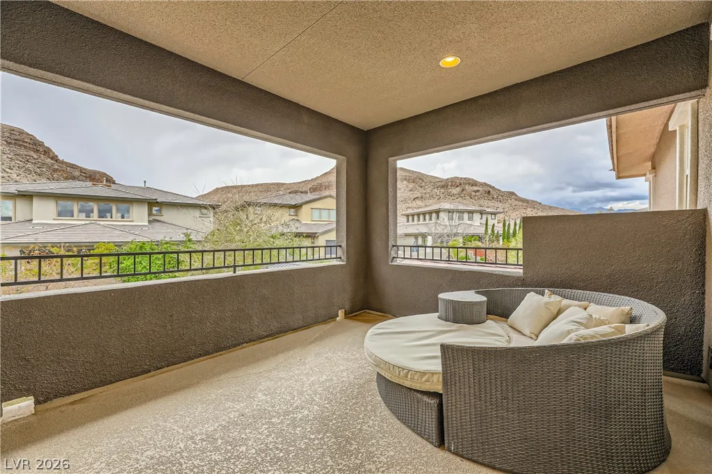 5879 Sky Heights, Las Vegas, NV 89135