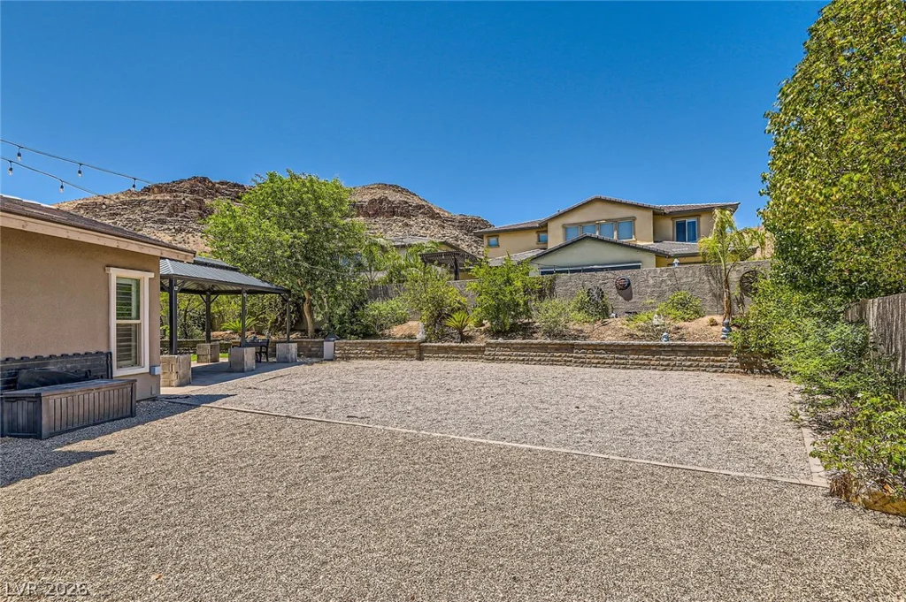 5879 Sky Heights, Las Vegas, NV 89135