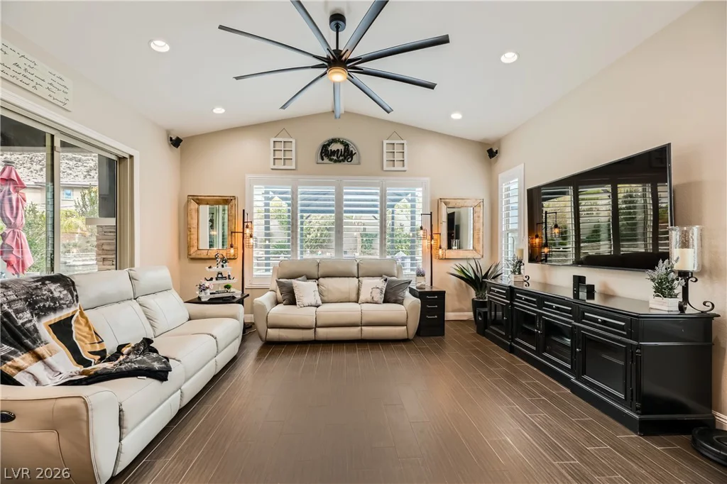 5879 Sky Heights, Las Vegas, NV 89135