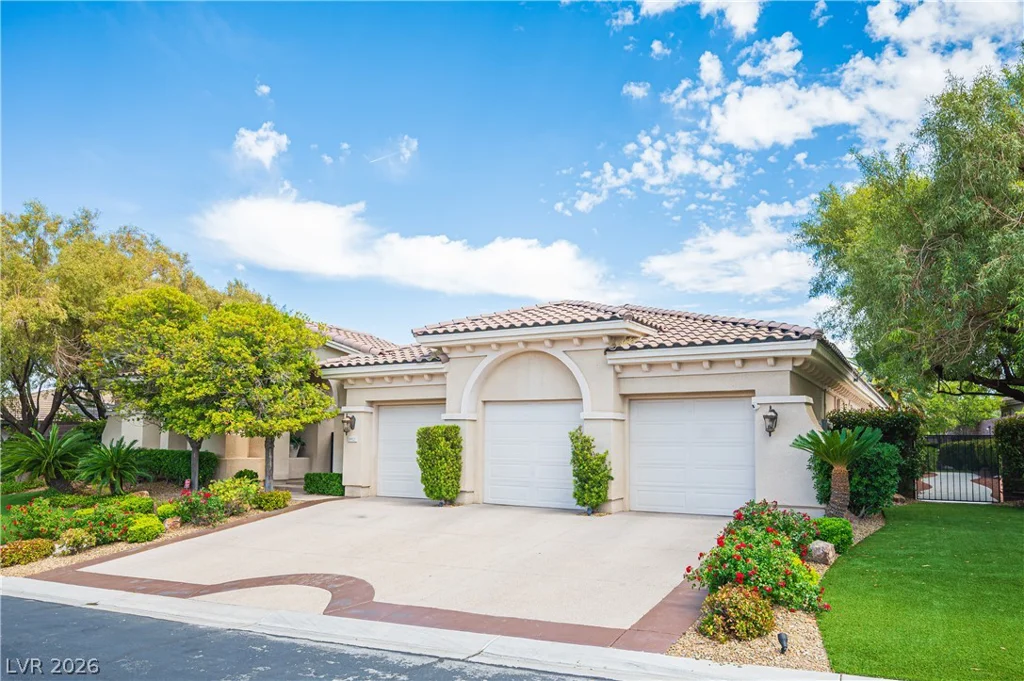 10925 Iris Canyon, Las Vegas, NV 89135