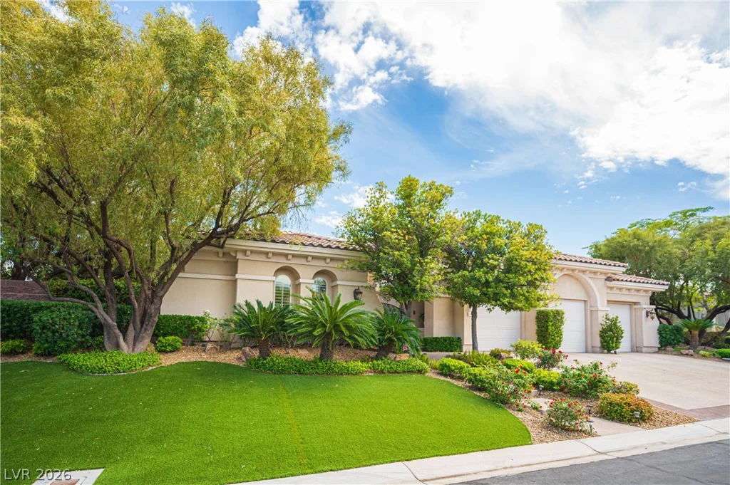 10925 Iris Canyon, Las Vegas, NV 89135