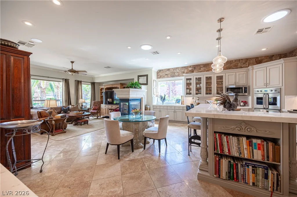 10925 Iris Canyon, Las Vegas, NV 89135