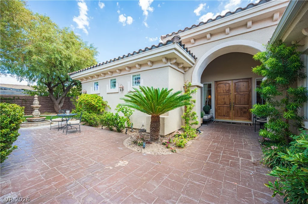 10925 Iris Canyon, Las Vegas, NV 89135