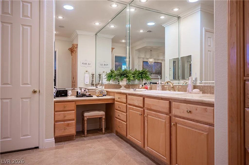 10925 Iris Canyon, Las Vegas, NV 89135