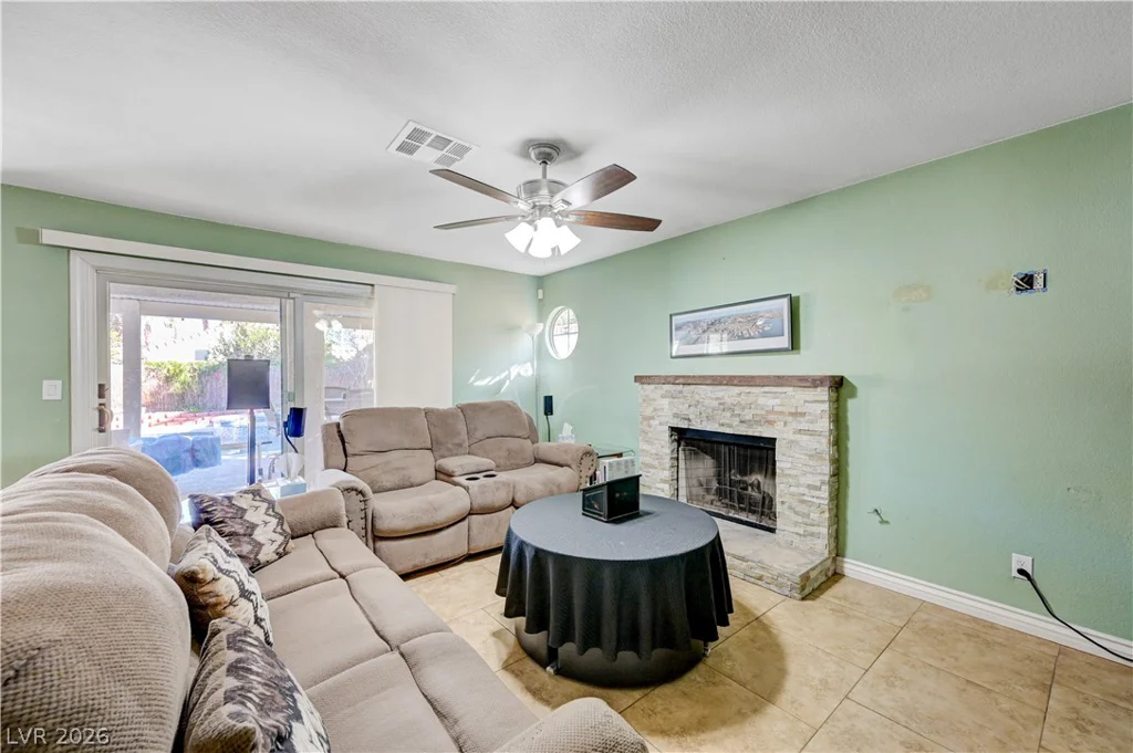 14 Barton Spring, Henderson, NV 89074
