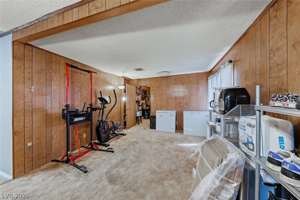 6956 Ten Oaks, Las Vegas, NV 89145