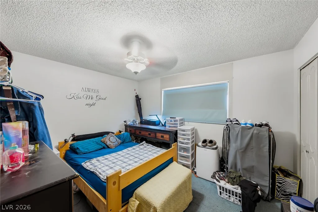 6956 Ten Oaks, Las Vegas, NV 89145