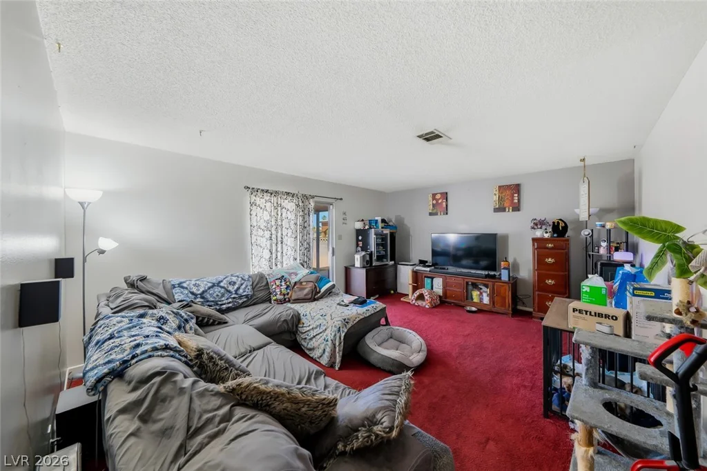 6956 Ten Oaks, Las Vegas, NV 89145