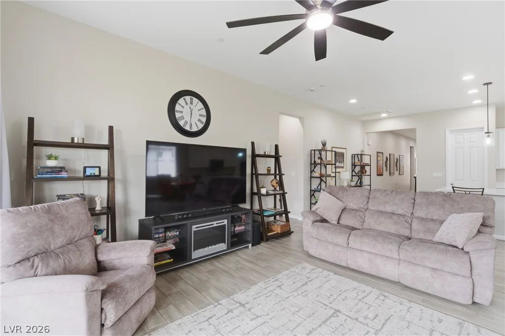 5120 Olive Leaf, Las Vegas, NV 89130