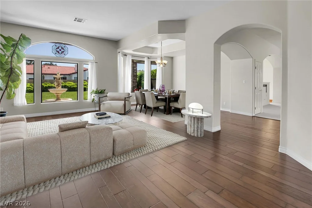 7443 Alice Springs, Las Vegas, NV 89129
