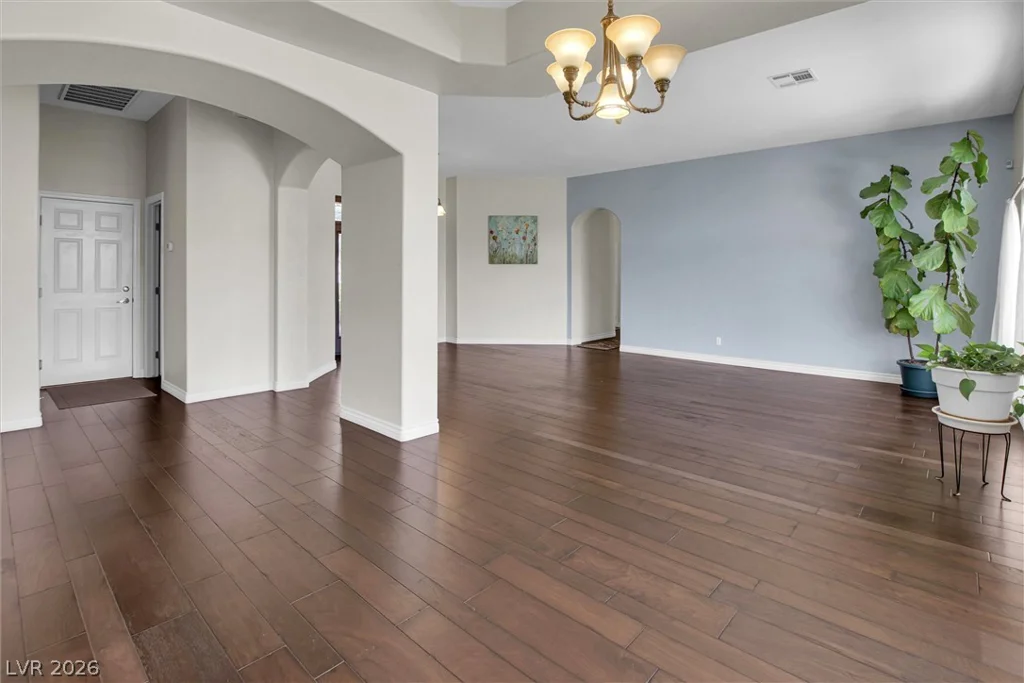 7443 Alice Springs, Las Vegas, NV 89129