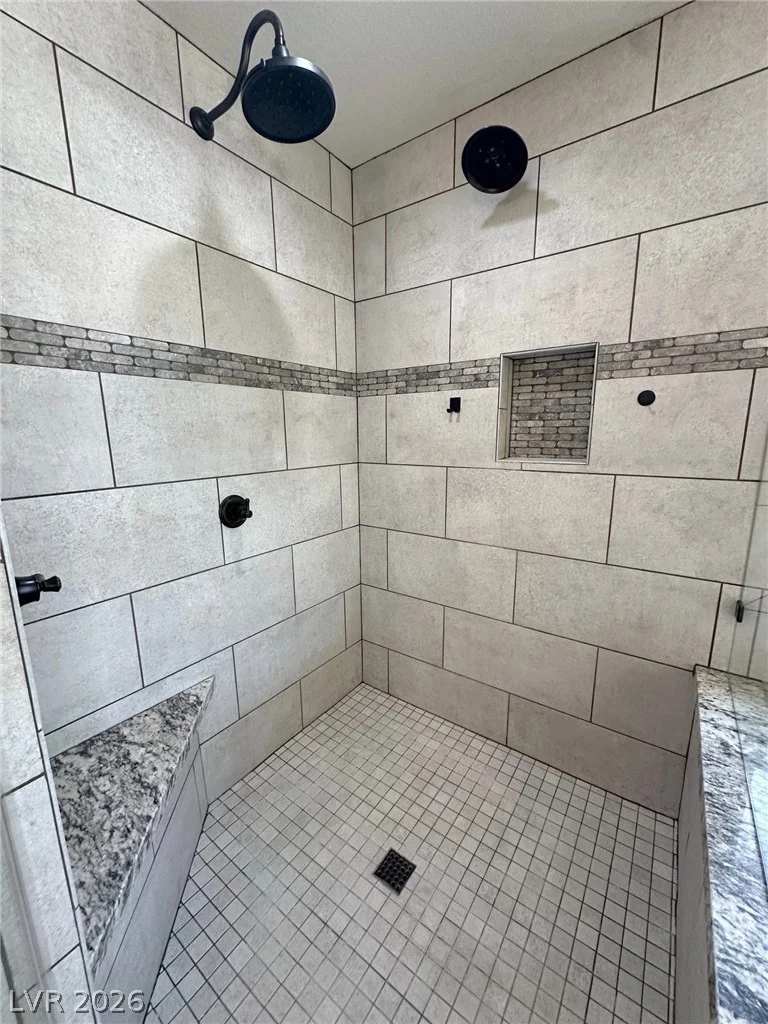 7443 Alice Springs, Las Vegas, NV 89129
