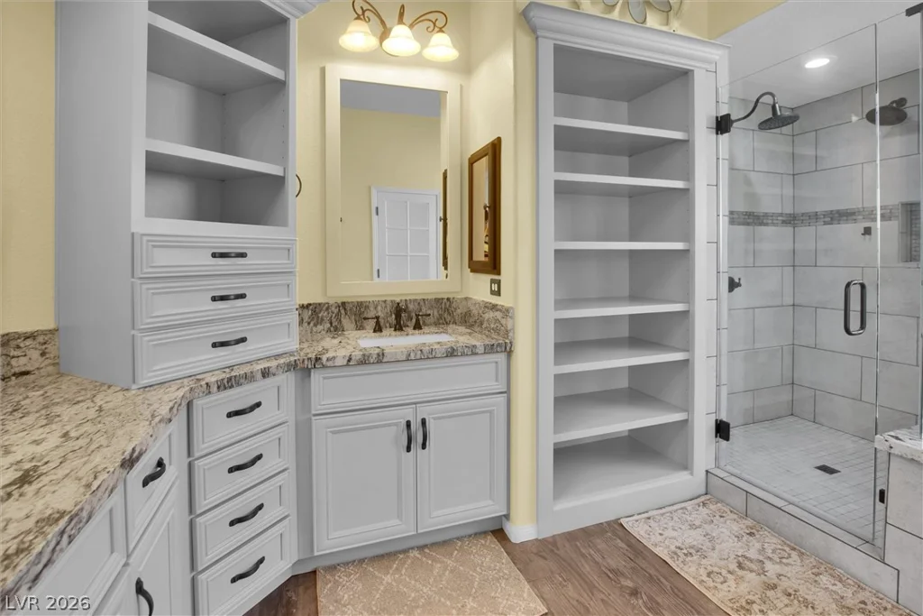 7443 Alice Springs, Las Vegas, NV 89129