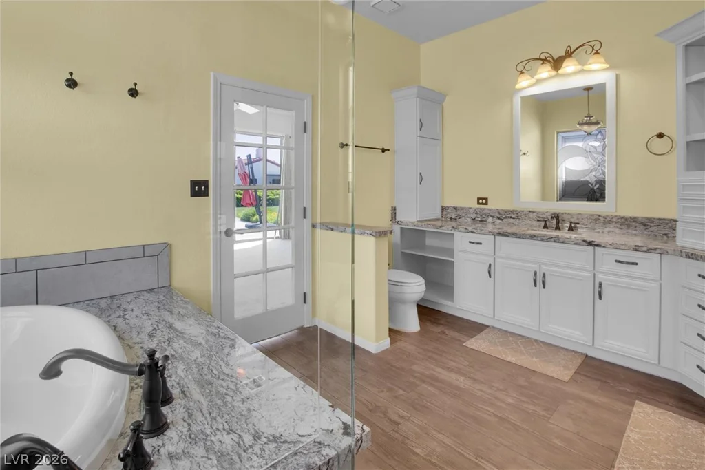 7443 Alice Springs, Las Vegas, NV 89129