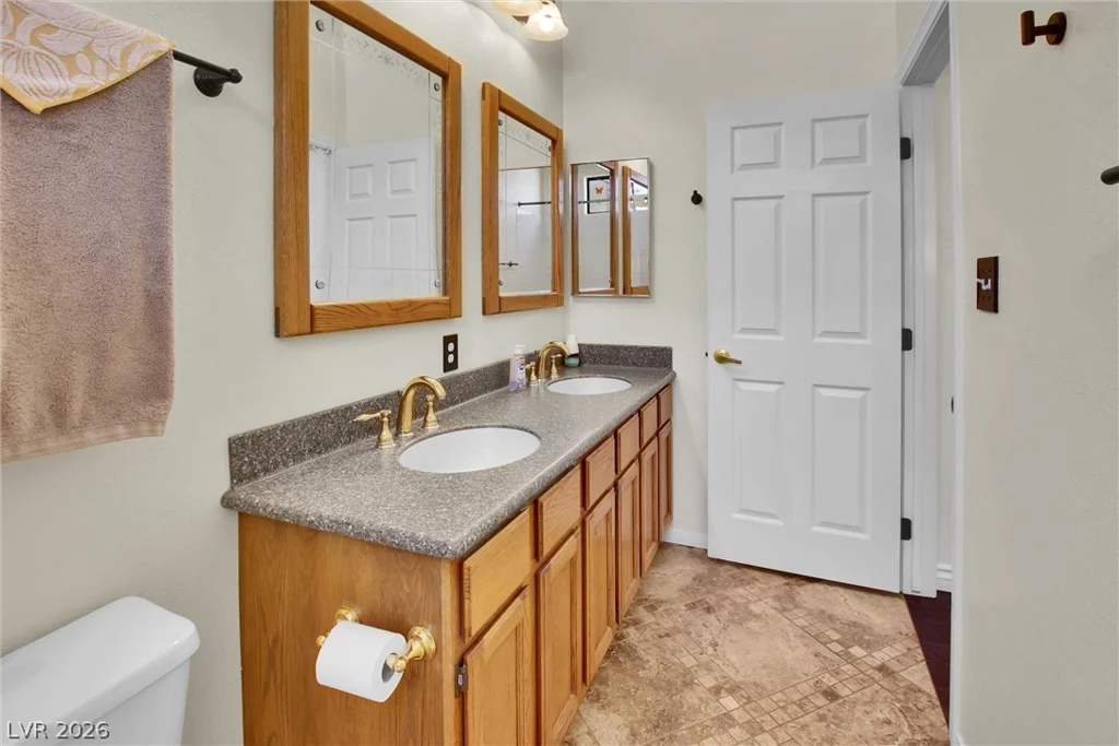 7443 Alice Springs, Las Vegas, NV 89129