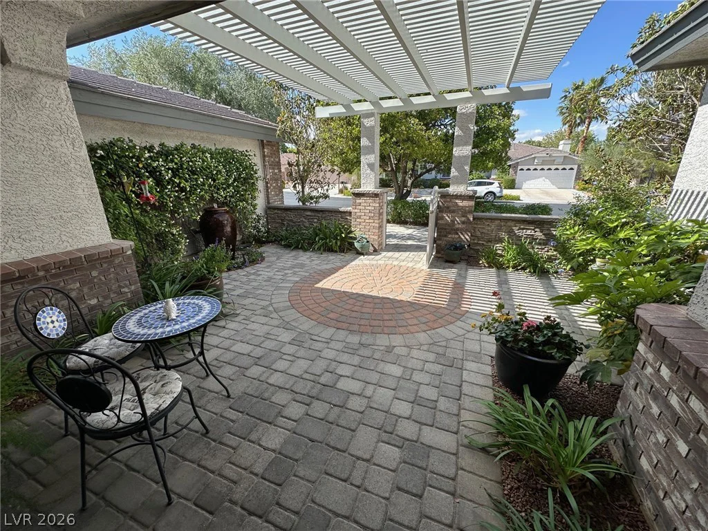 7443 Alice Springs, Las Vegas, NV 89129
