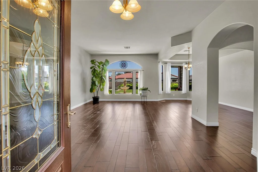 7443 Alice Springs, Las Vegas, NV 89129