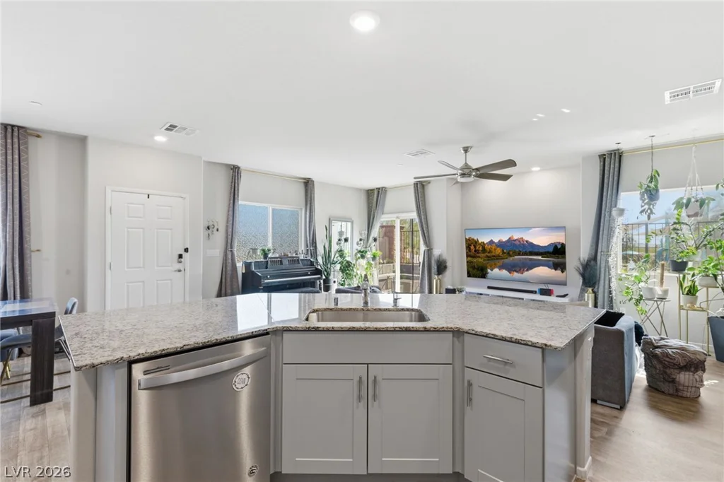 7550 Pink Moon, North Las Vegas, NV 89084