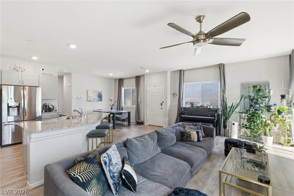 7550 Pink Moon, North Las Vegas, NV 89084