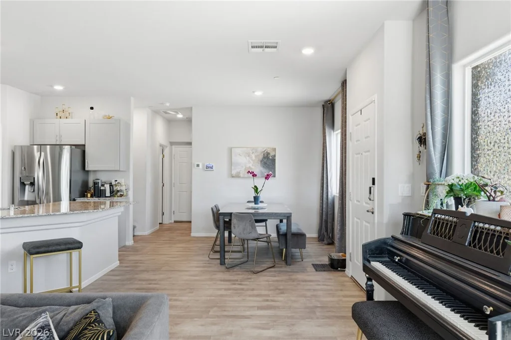 7550 Pink Moon, North Las Vegas, NV 89084
