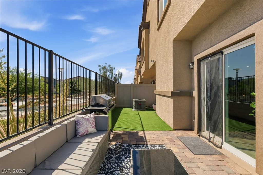 7550 Pink Moon, North Las Vegas, NV 89084