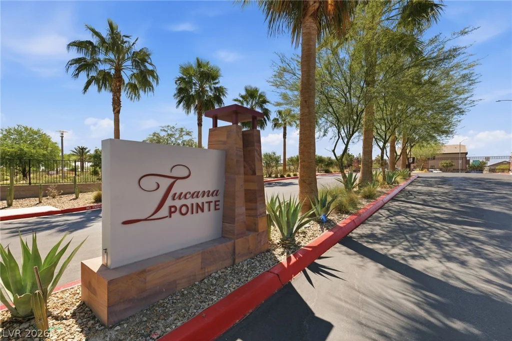7550 Pink Moon, North Las Vegas, NV 89084