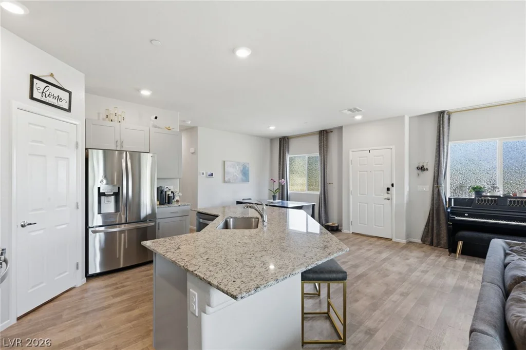 7550 Pink Moon, North Las Vegas, NV 89084
