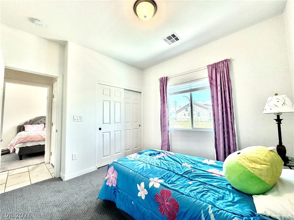 9831 Panther Hollow, Las Vegas, NV 89141