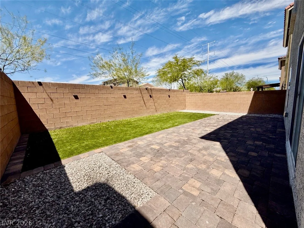 9831 Panther Hollow, Las Vegas, NV 89141