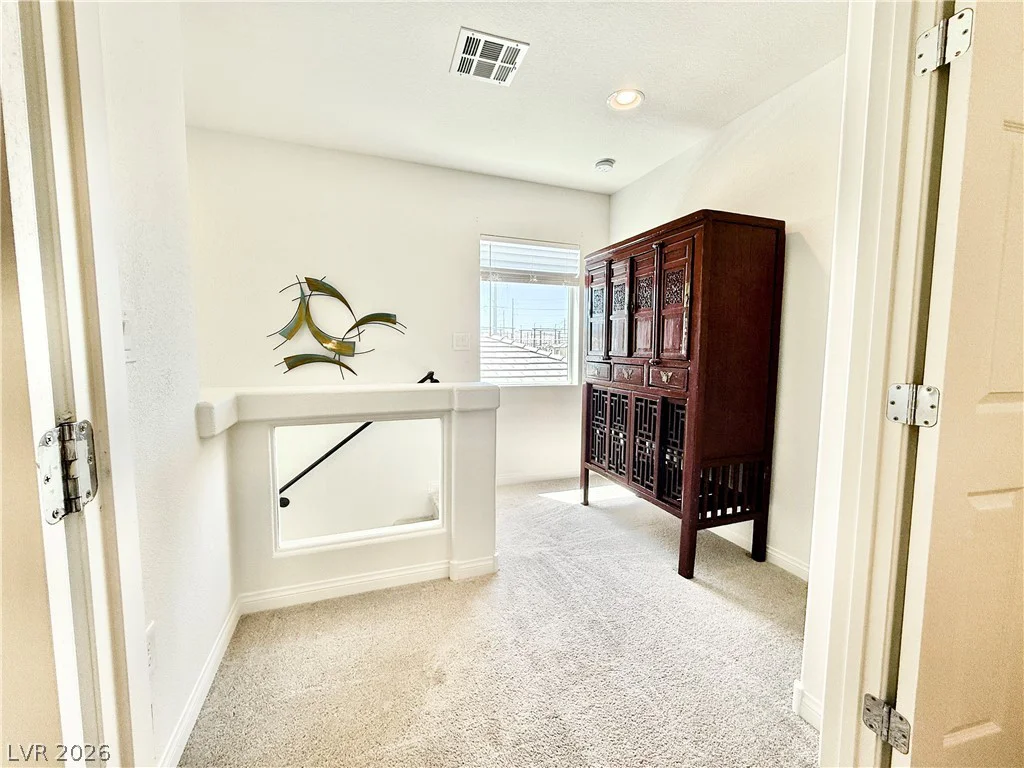 9831 Panther Hollow, Las Vegas, NV 89141