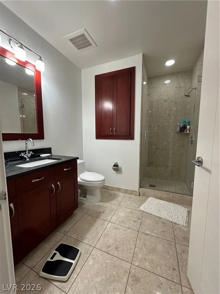 4575 Dean Martin, Las Vegas, NV 89103