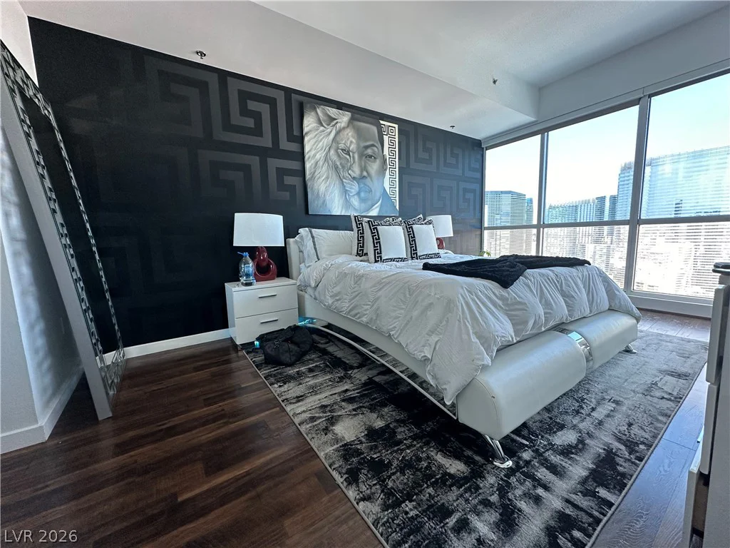 4575 Dean Martin, Las Vegas, NV 89103