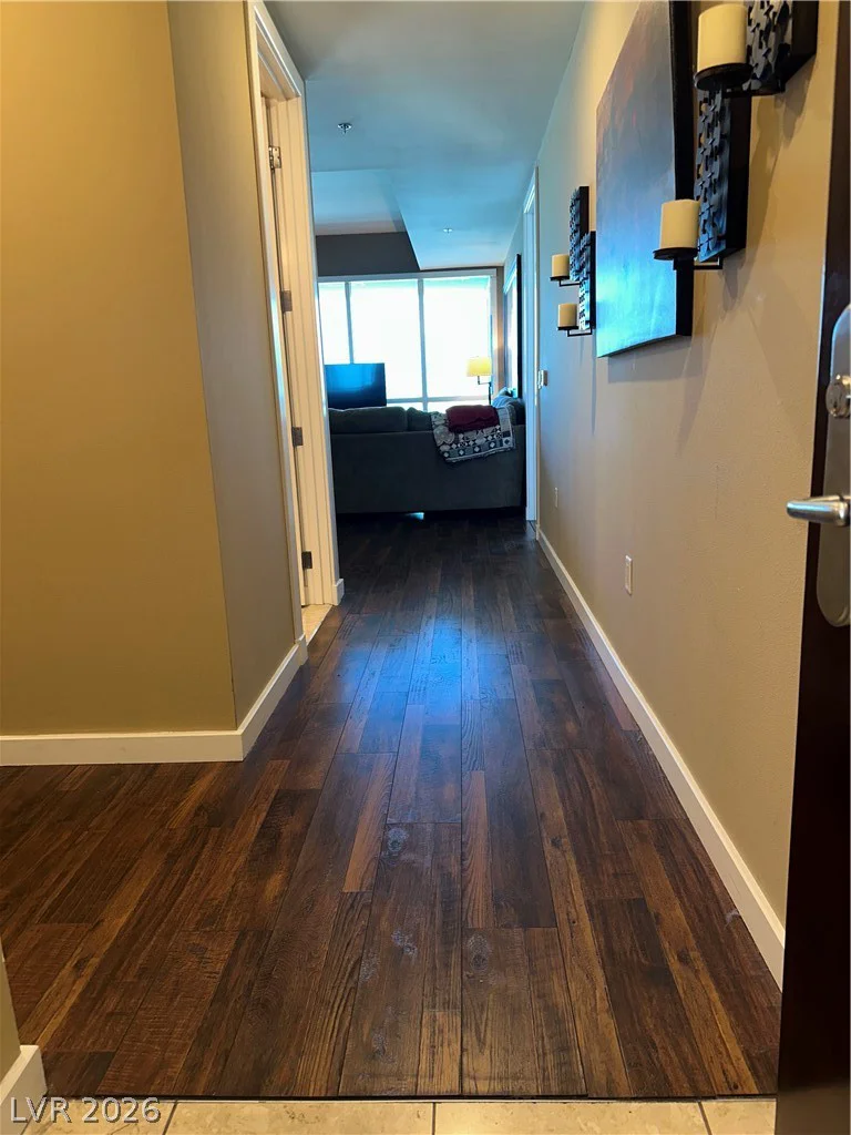 4575 Dean Martin, Las Vegas, NV 89103