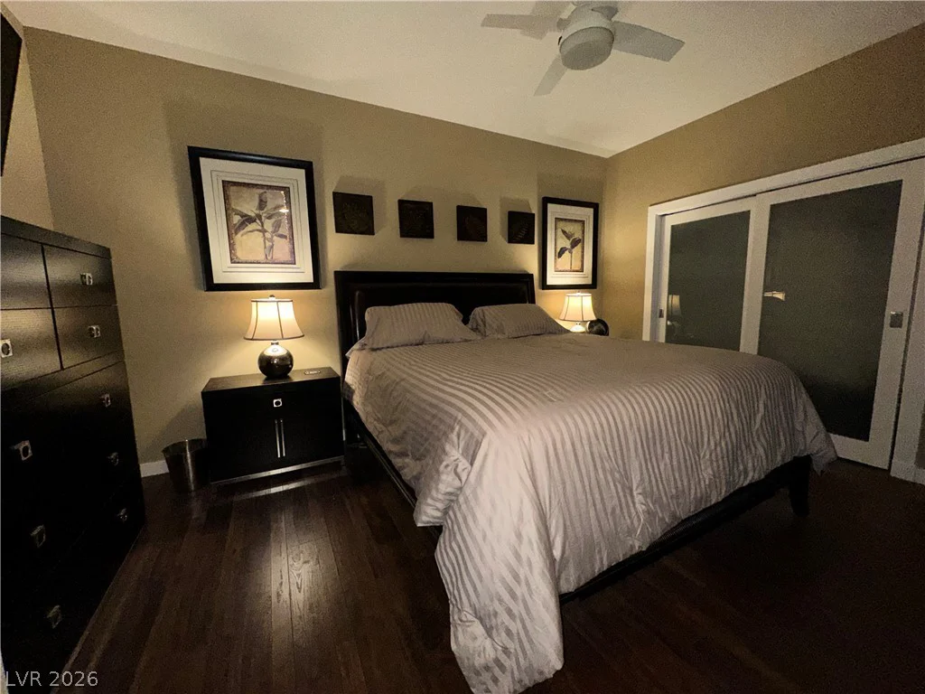 4575 Dean Martin, Las Vegas, NV 89103