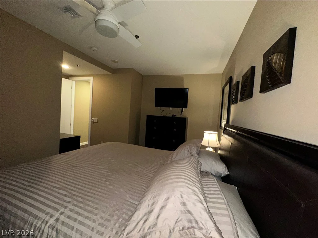 4575 Dean Martin, Las Vegas, NV 89103