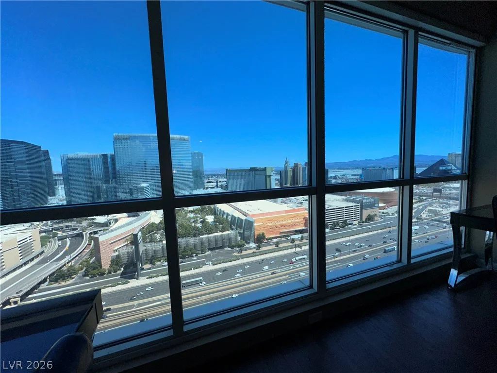 4575 Dean Martin, Las Vegas, NV 89103