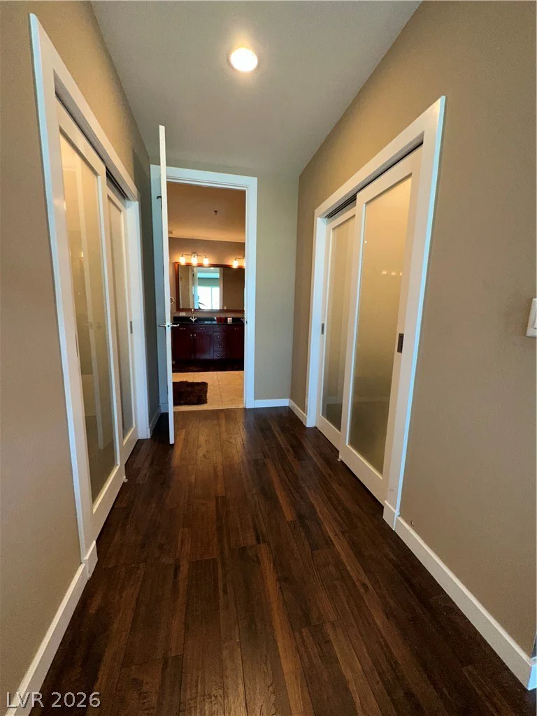 4575 Dean Martin, Las Vegas, NV 89103