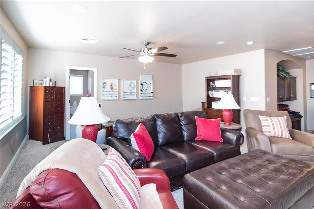 4001 Abernethy Forest, Las Vegas, NV 89141
