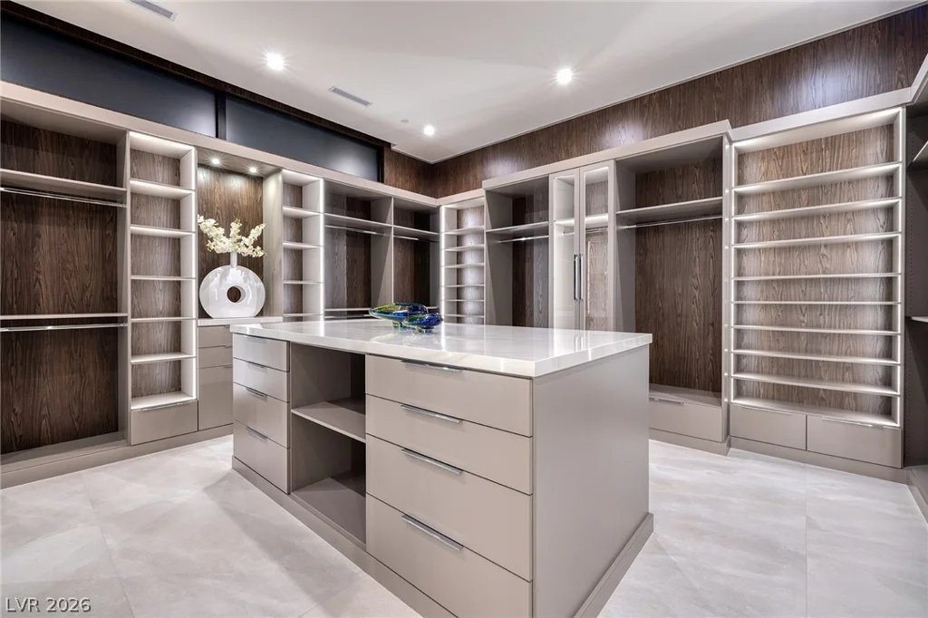 19 Boulderback, Henderson, NV 89012
