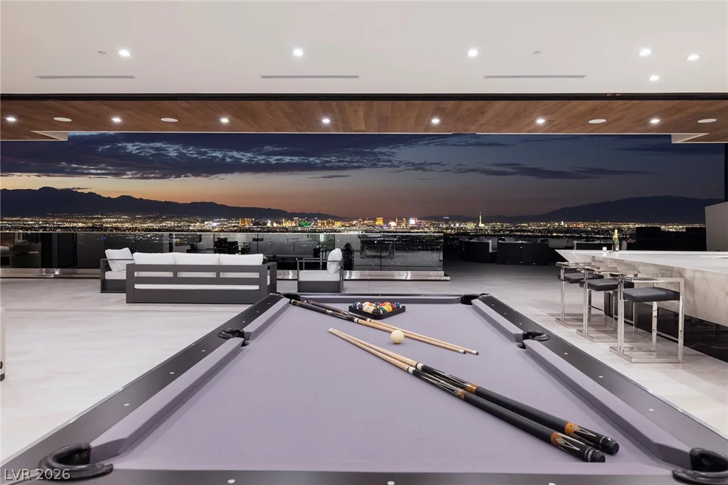 19 Boulderback, Henderson, NV 89012