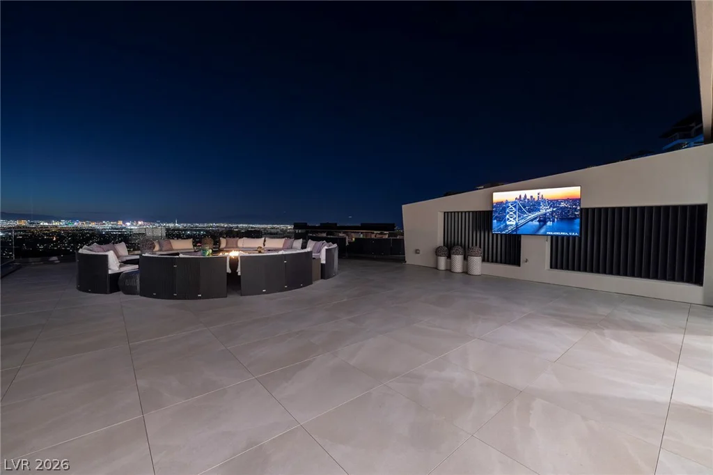 19 Boulderback, Henderson, NV 89012
